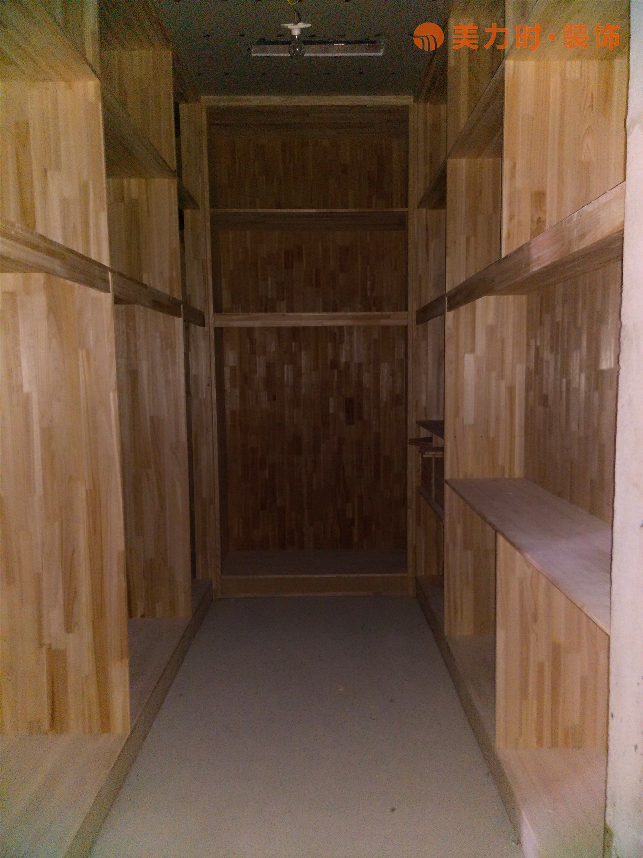 美力时装饰南宁装修工地