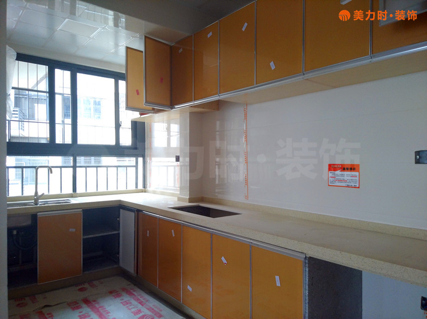 美力时装饰南宁装修工地